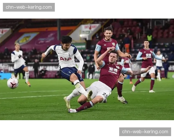 布伦特福德客场绝杀伯恩利 积分达到四十三分紧追欧战集团